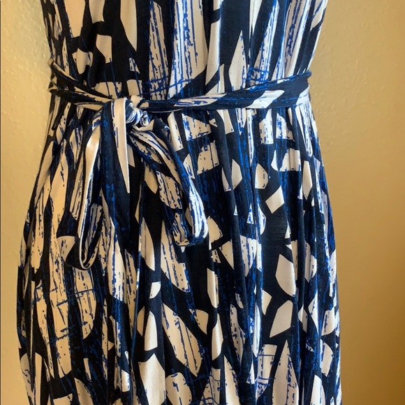 Banana Republic Tie-Waist Dress - Picture 3 of 3